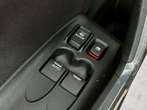 Used 2012 Honda CR-Z EX image 19