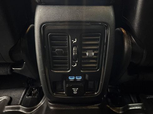 Used 2020 Jeep Grand Cherokee Limited w/ Trailer Tow Group IV AWD/4WD image 33