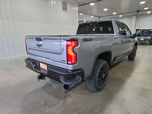 Used 2025 Chevrolet Silverado 3500 LTZ w/ LTZ Plus Package AWD/4WD image 8