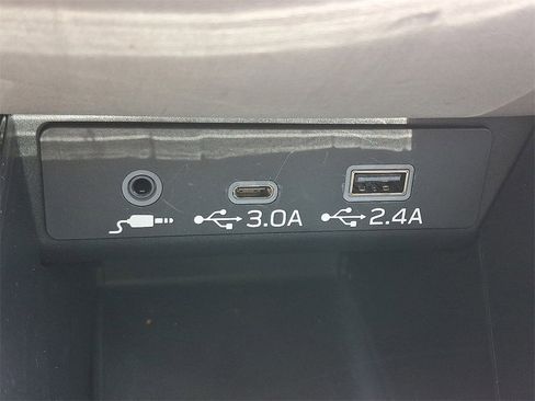 Used 2025 Subaru Legacy Premium image 28