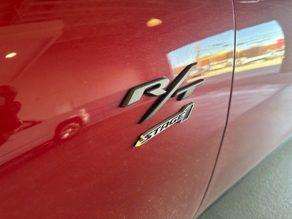 Used 2024 Dodge Charger Daytona R/T w/ Plus Group AWD/4WD image 2