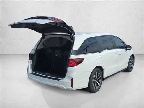New 2026 Honda Odyssey EX-L image 8