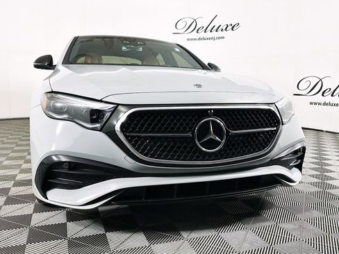 Used 2025 Mercedes-Benz E 450 4MATIC Sedan w/ Airmatic Package image 29