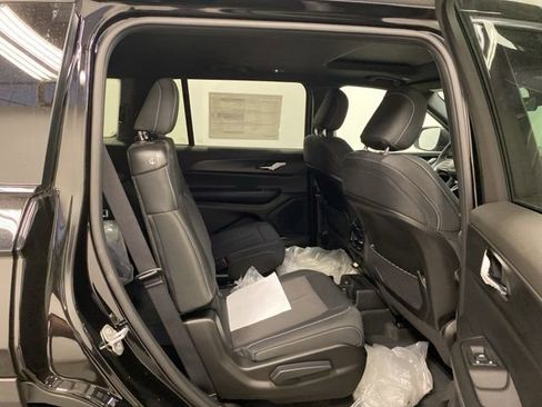 New 2026 Jeep Grand Cherokee L Laredo AWD/4WD image 27