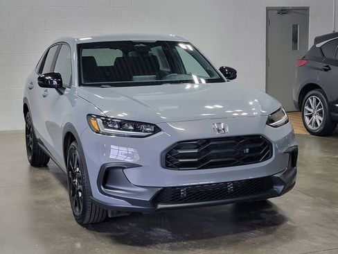 Certified 2024 Honda HR-V Sport image 4