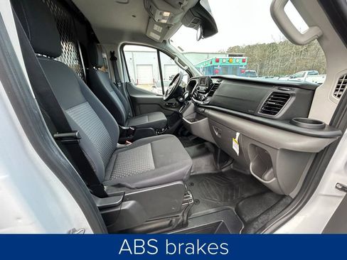 Used 2024 Ford Transit 250 Cargo Low Roof w/ Exterior Upgrade Package image 19