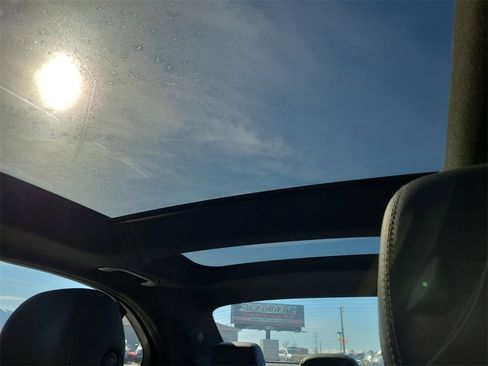 Used 2018 Mercedes-Benz C 300 4MATIC Sedan image 28