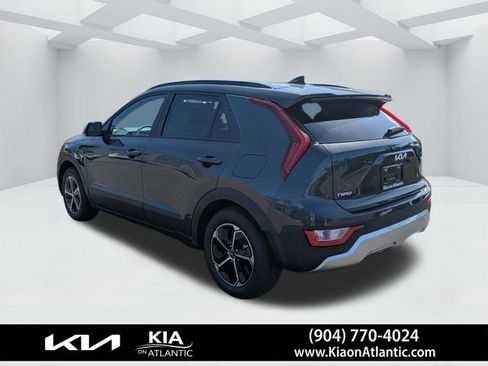 New 2026 Kia Niro LX FWD image 5