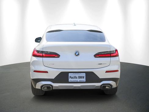 Certified 2023 BMW X4 xDrive30i w/ Premium Package image 5