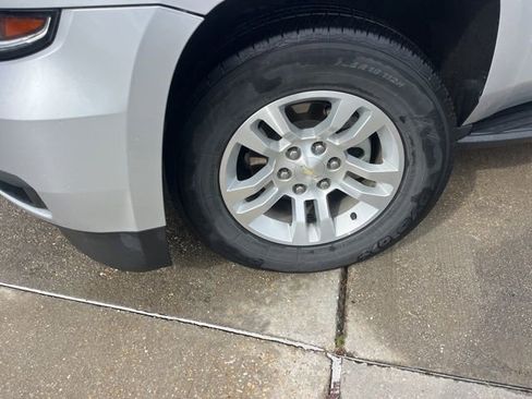 Used 2018 Chevrolet Tahoe LS RWD image 27