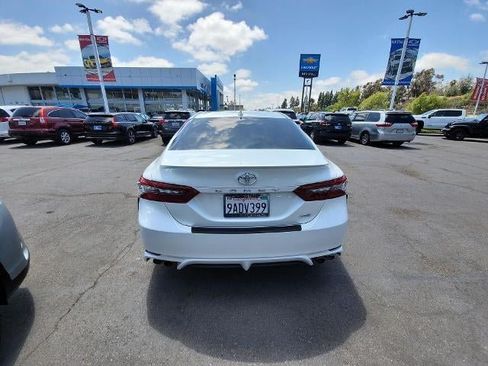 Used 2022 Toyota Camry XSE FWD image 7