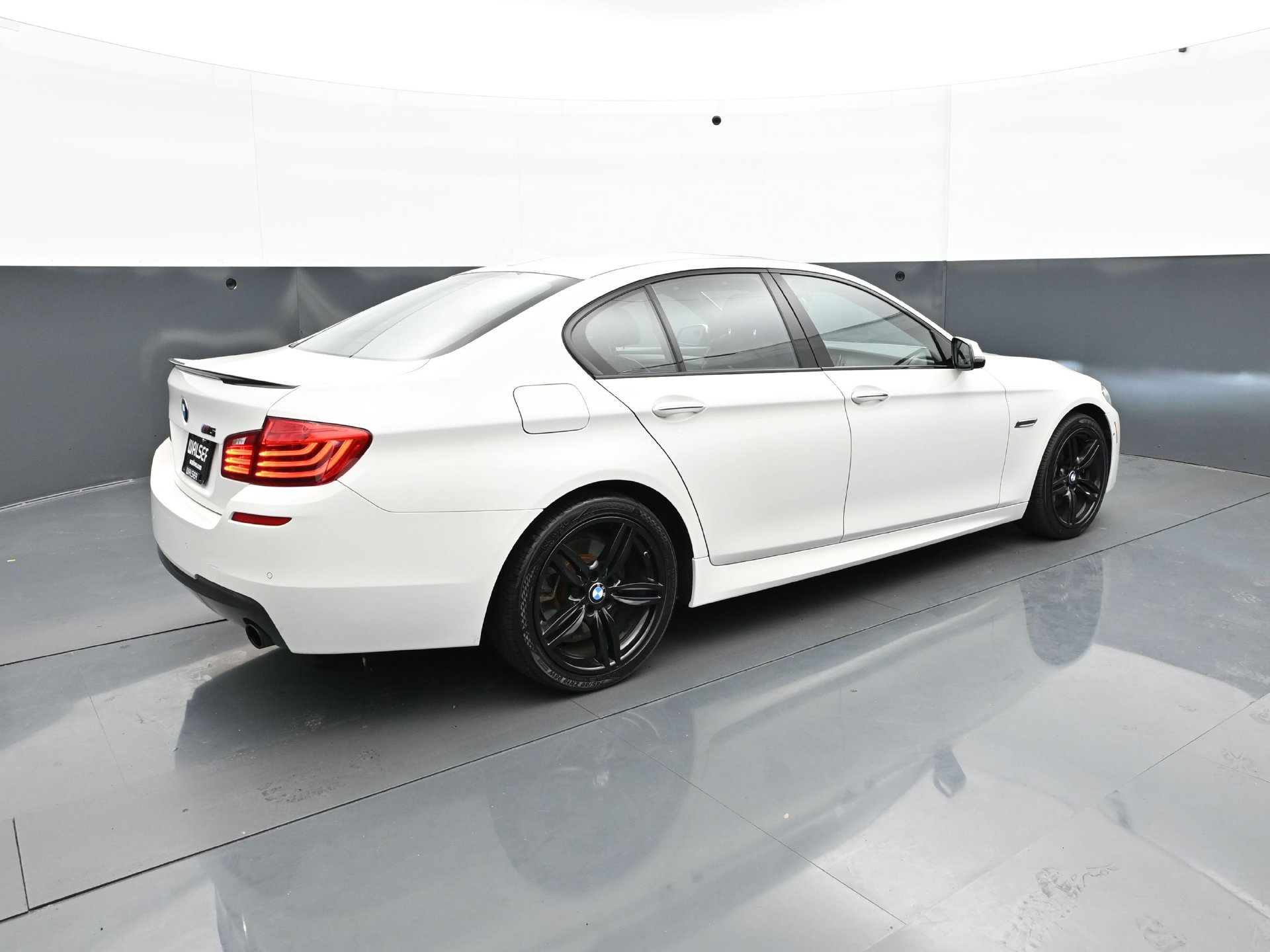 Used 2016 BMW 535i xDrive Sedan AWD/4WD image 7