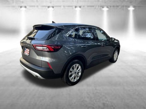 Used 2023 Ford Escape Active FWD image 4