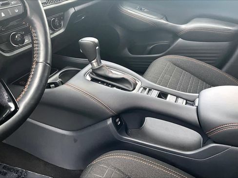 Certified 2025 Honda HR-V Sport image 16