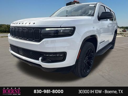 Used 2025 Jeep Wagoneer Series II w/ Premium Group I AWD/4WD image 3