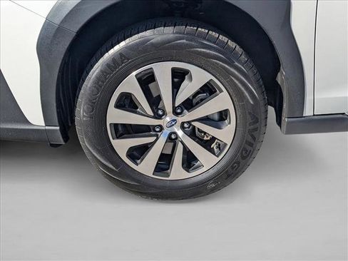 Used 2025 Subaru Outback Premium image 25