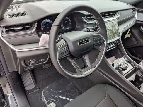 New 2026 Jeep Grand Cherokee Laredo X AWD/4WD image 11