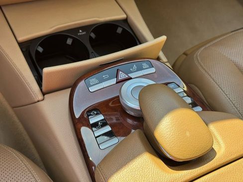Used 2008 Mercedes-Benz S 550 image 33