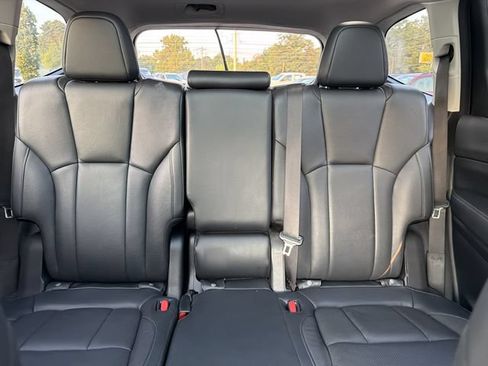 Used 2022 Subaru Ascent Limited w/ Technology Package AWD/4WD image 31