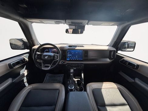 Used 2023 Ford Bronco Wildtrak AWD/4WD image 17