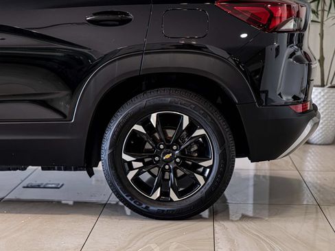 Used 2022 Chevrolet TrailBlazer LT FWD image 7