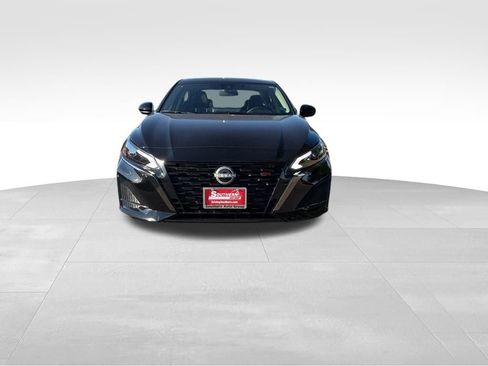 New 2025 Nissan Altima 2.5 SR w/ SR Premium Package image 8