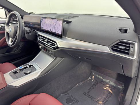 Used 2023 BMW i4 eDrive40 w/ Premium Package image 15