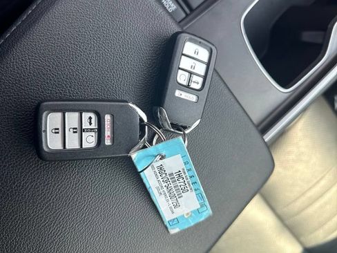 Used 2022 Honda Accord EX-L image 6