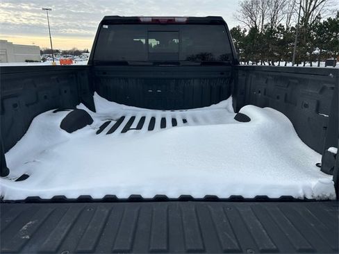 Used 2024 Chevrolet Silverado 2500 High Country w/ Technology Package image 21