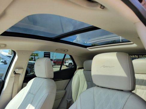 Used 2021 Buick Envision Avenir image 26