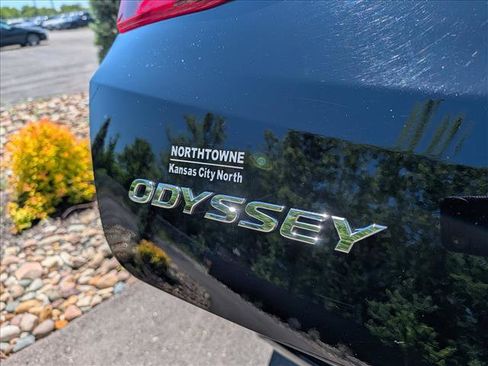 Used 2025 Honda Odyssey EX-L image 22