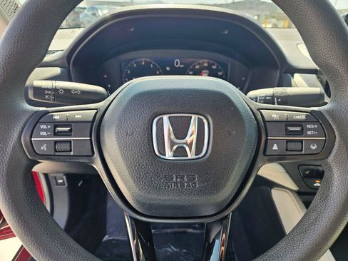 Used 2025 Honda Accord SE image 22