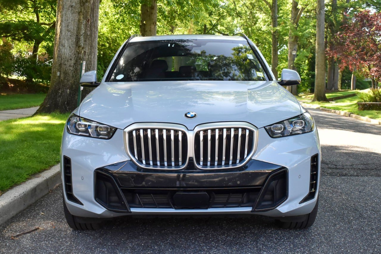 Used 2026 BMW X5 xDrive40i AWD/4WD image 11