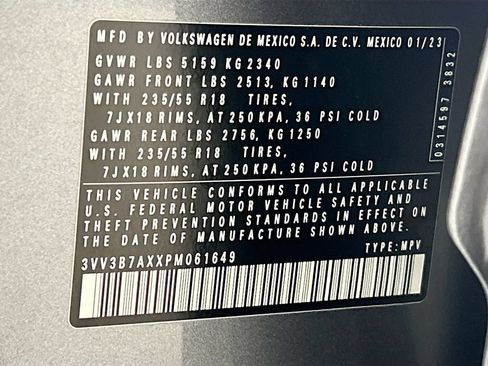 Used 2023 Volkswagen Tiguan SE FWD image 33