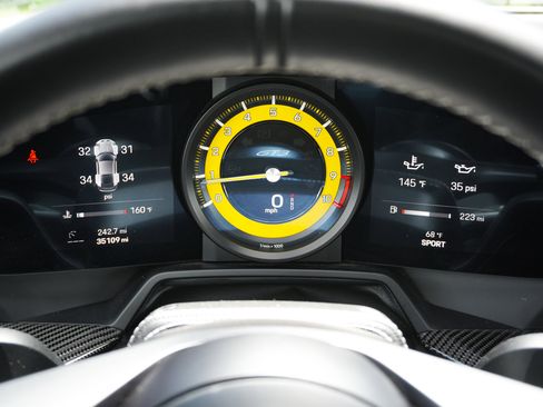 Used 2022 Porsche 911 GT3 RWD image 24