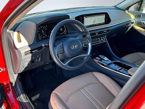 Used 2022 Hyundai Sonata Limited w/ Cargo Package image 15