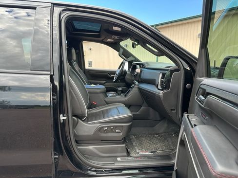 Used 2023 GMC Sierra 1500 AT4X AWD/4WD image 28