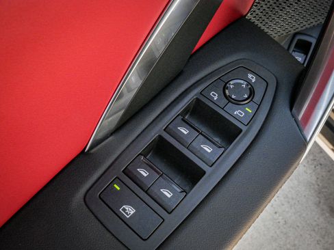 Used 2025 BMW X1 xDrive28i w/ Convenience Package image 15