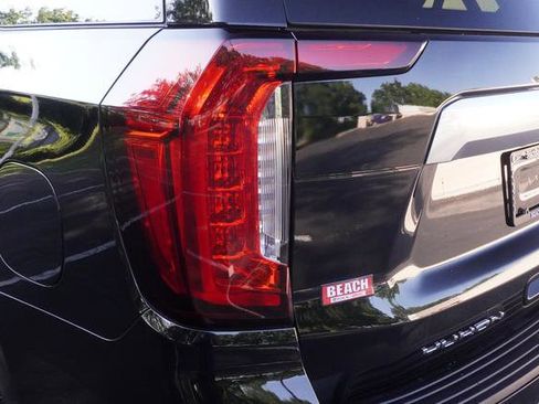 Used 2024 GMC Yukon Denali AWD/4WD image 32