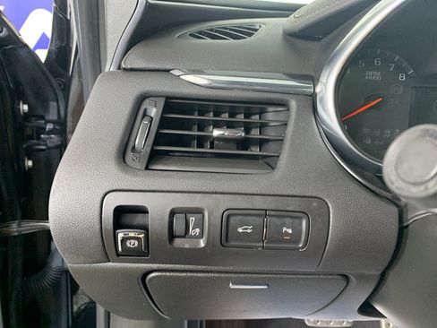 Used 2018 Chevrolet Impala Premier FWD image 16