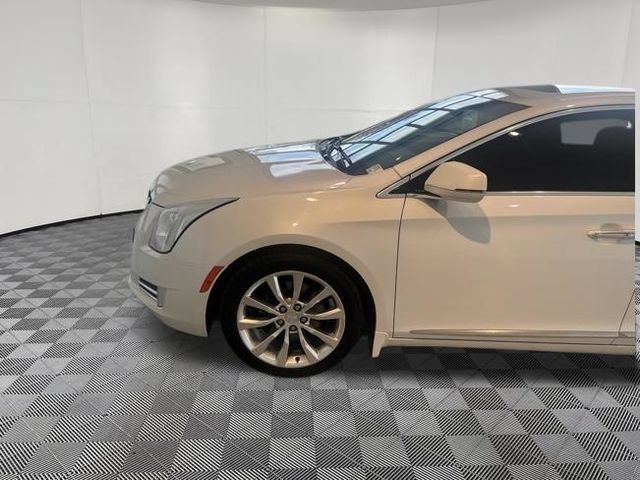 Used 2016 Cadillac XTS Luxury AWD/4WD image 4