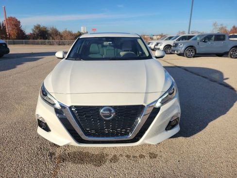 Used 2020 Nissan Altima 2.0 Platinum image 19