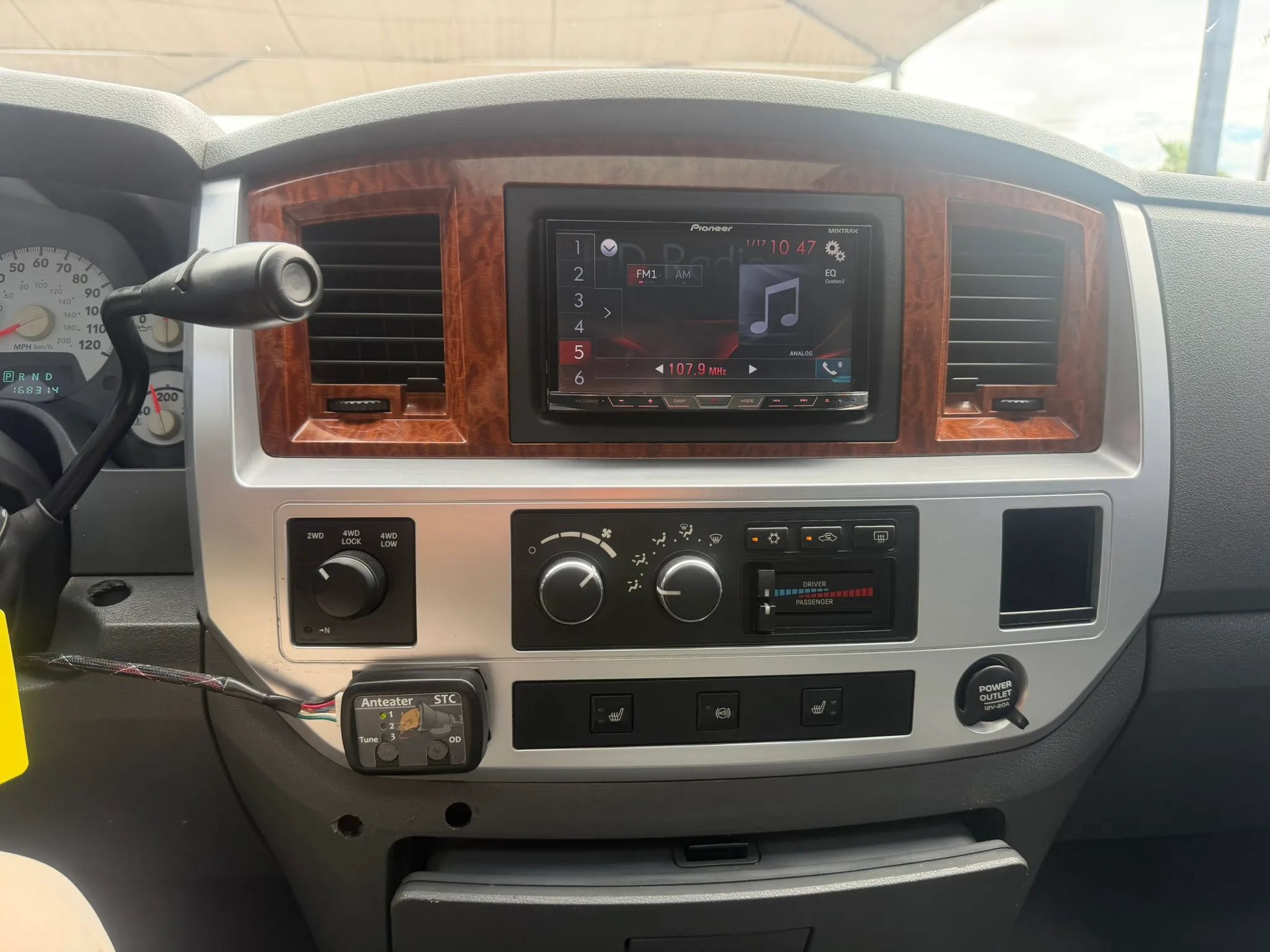 Used 2007 Dodge Ram 2500 Truck Laramie w/ Trailer Tow Group AWD/4WD image 20