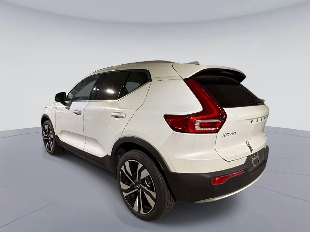 Certified 2025 Volvo XC40 B5 Ultra w/ Protection Package Premier AWD/4WD image 6