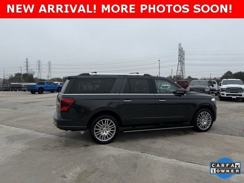 Used 2023 Ford Expedition Max Limited image 3