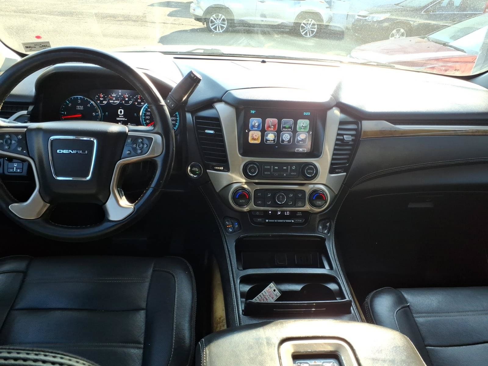 Used 2017 GMC Yukon Denali w/ Open Road Package AWD/4WD image 7