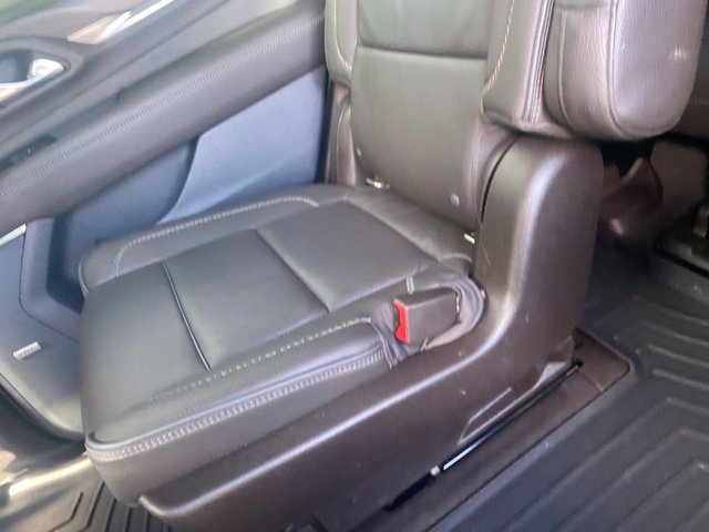 Used 2022 GMC Yukon Denali w/ Denali Premium Package RWD image 6