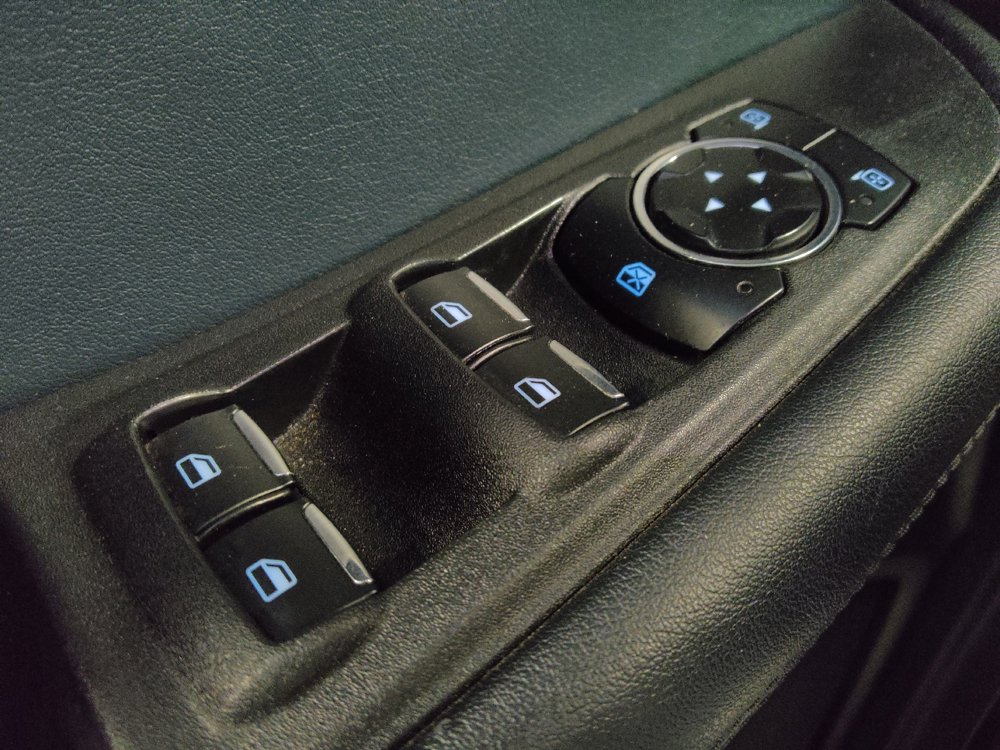 Used 2024 Ford Edge SEL w/ Sport Appearance Package AWD/4WD image 27