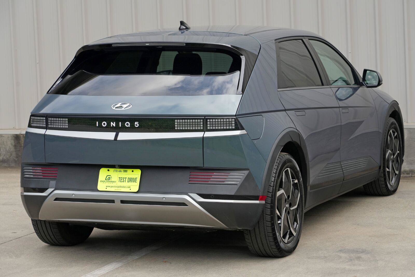 Used 2024 Hyundai Ioniq 5 SE RWD image 49