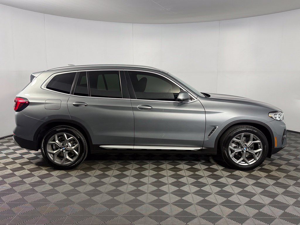 Used 2023 BMW X3 sDrive30i w/ Premium Package RWD image 6